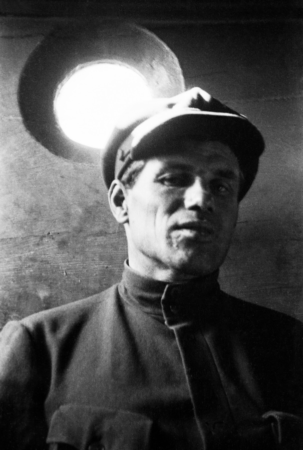 Из серии «Соловки», 1933 год, Северный край, Соловецкие о-ва. Выставка «"С утра до ночи колокол звонит". Фотографии и дневники Михаила Пришвина» с этим снимком.