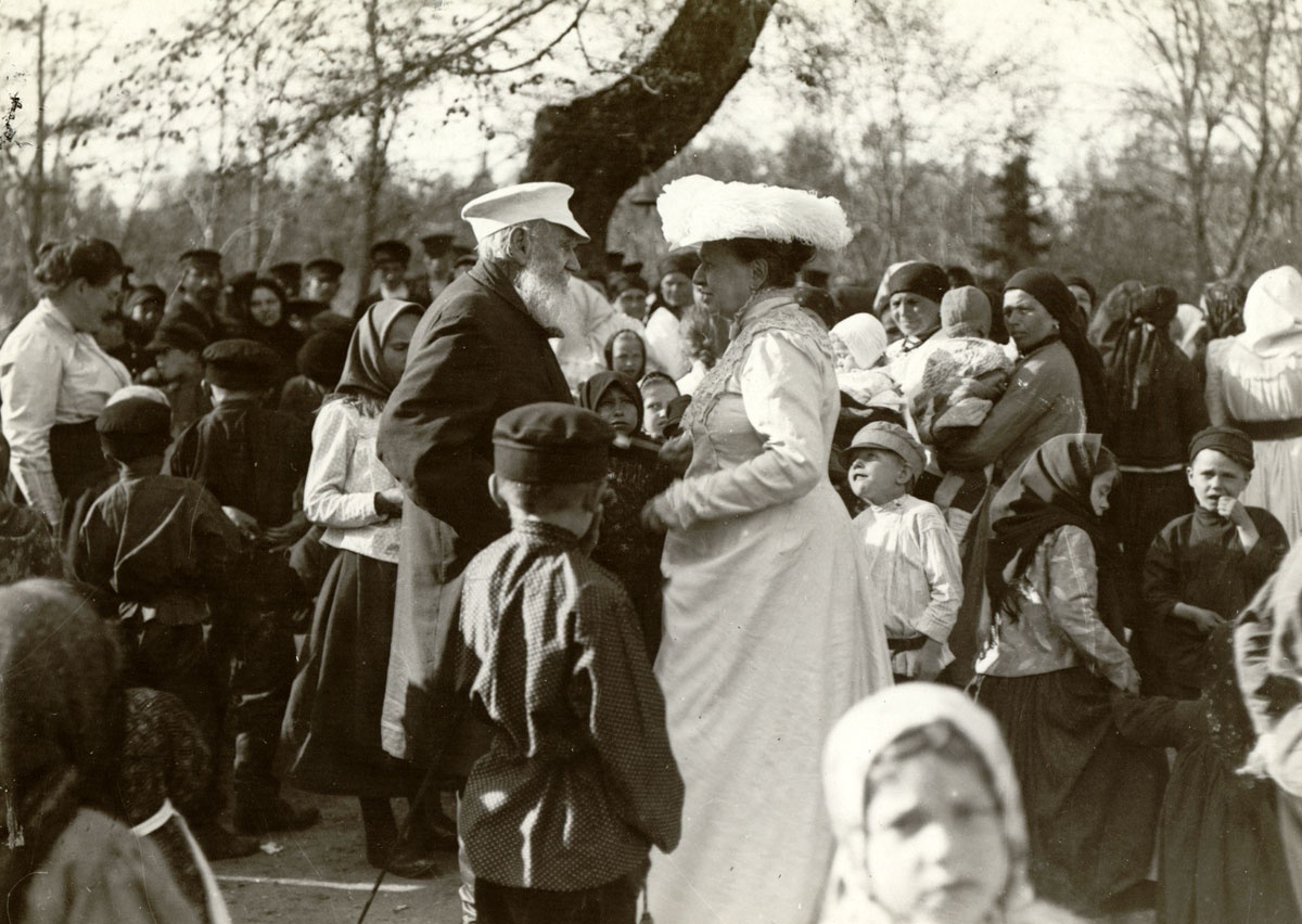 На виду у всех. Будни Льва Толстого - История России в фотографиях