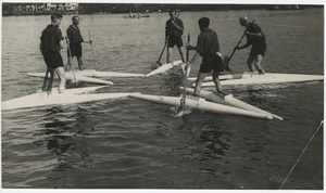На водных лыжах. Парк культуры, 1930 год. Выставка «Парк собирает друзей» с этой фотографией.&nbsp;