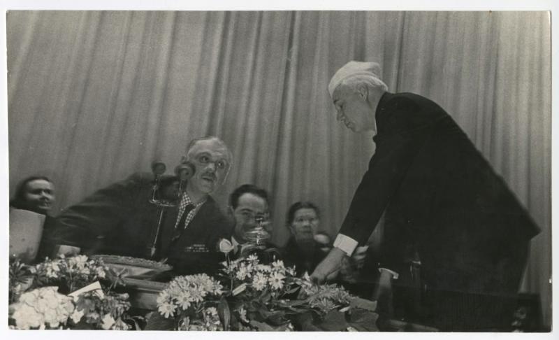 Писатели Сергей Михалков и Корней Чуковский, 1 января 1960 - 1 октября 1969, г. Москва