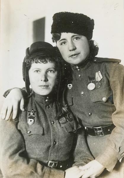 Портрет женщин, 1 января 1943 - 9 мая 1945