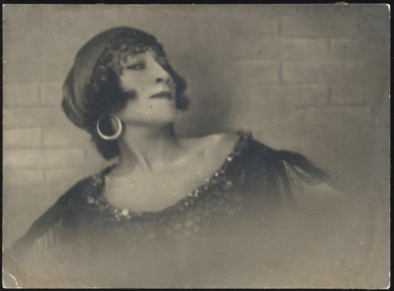Портрет, 1925 год