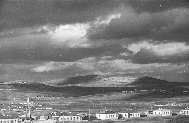 Гора Магнитная, 1937 год, г. Магнитогорск. Видео «Магнитка» с этой фотографией.