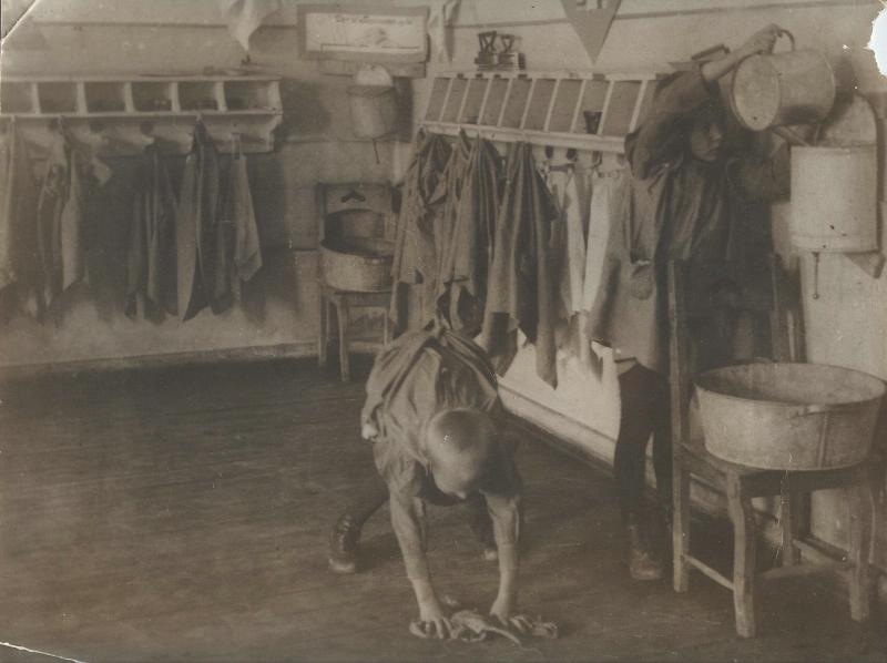 Детский дом, 1920-е. Выставка «Государство в государстве» с этой фотографией.