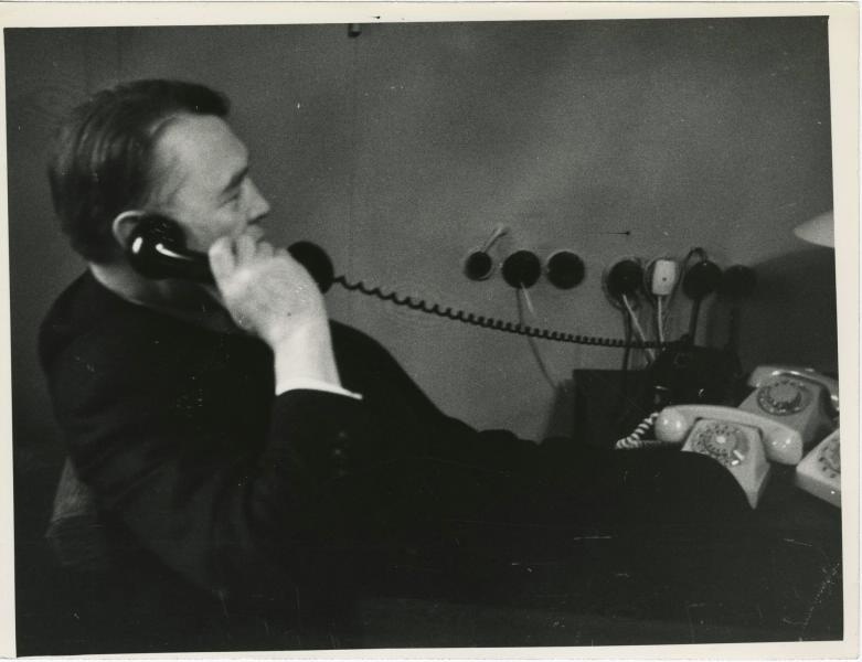 Без названия, 1960-е. Выставка «Алло, кто говорит?» с этой фотографией.