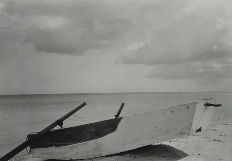 Лодка, 1984 год, Латвийская ССР, г. Юрмала. Выставки&nbsp;«Балтика-9.3»&nbsp;и «Союз нерушимый республик свободных: 15 республик СССР и их 15 столиц» с этой фотографией.
