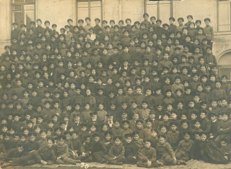 Групповой портрет учащихся, 1890 - 1909