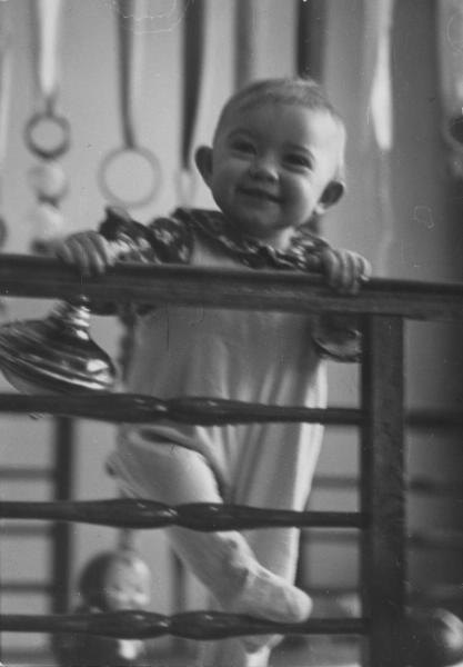 Без названия, 1957 год. Выставка «Сто лет с самыми маленькими» с этой фотографией.