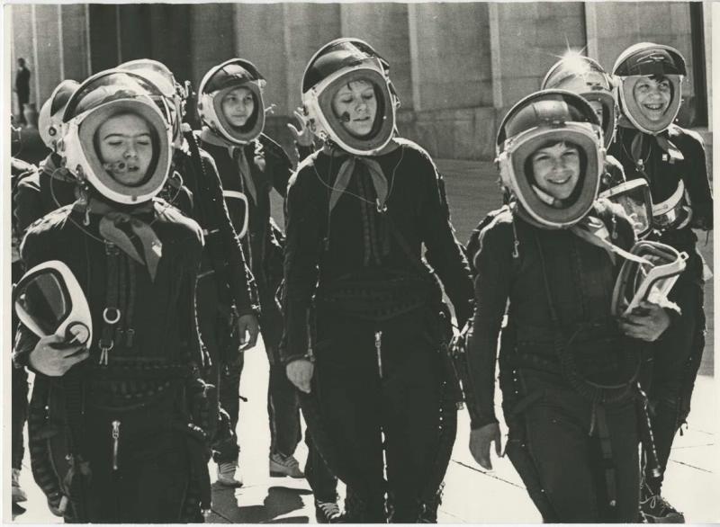 Праздник пионерии. Юные космонавты, 1965 год, г. Москва. Выставки: «Молодежь 1960-х», «Будь готов!» с этой фотографией.&nbsp;