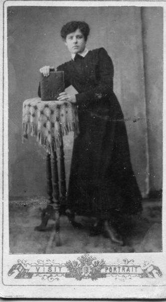 Женщина, 1900-е