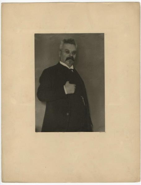 Леонид Ильич Кономопуло, управляющий имением Северцовых, 1909 год