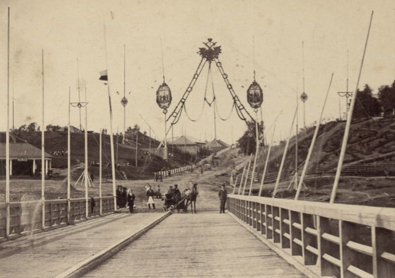Украшение моста через Ягорбу в честь приезда Великого князя Владимира Александровича, 14 июня 1896, г. Череповец