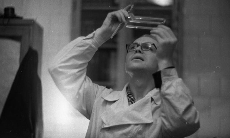 В лаборатории, 1963 - 1964, г. Москва. Из серии «Московский университет».