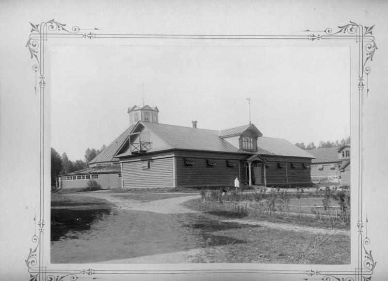 Здание конюшни, июнь 1903