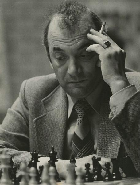 Шахматист Виктор Корчной, 1979 год. Выставка «Знаменитые невозвращенцы» с этой фотографией.