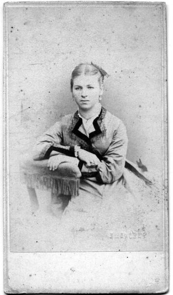 Портрет девушки, 1880-е