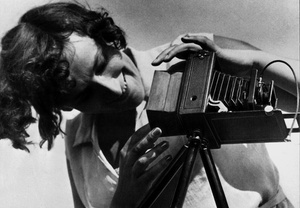 Корреспондент «Известий» Татьяна Тэсс, январь 1933. Выставки&nbsp;«Остались за кадром», «Наши Татьяны» с этой фотографией.