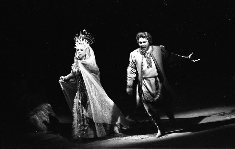 Сцена из оперы «Садко» с участием Тамары Милашкиной и Владимира Атлантова, 1976 год, г. Москва