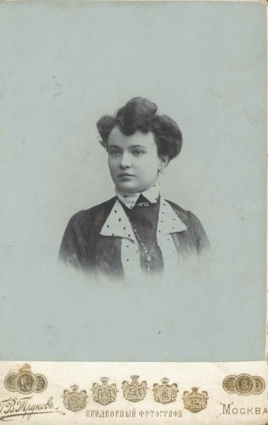 Женский портрет, 1900-е, г. Москва. Коллодион.