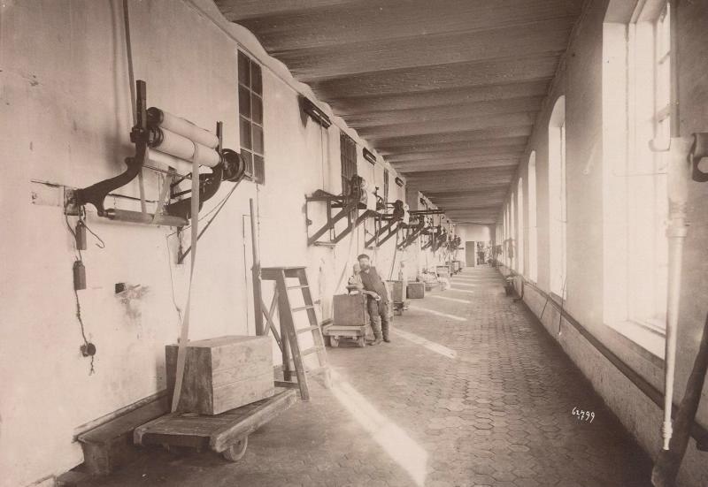 Общий вид коридора, 1900-е