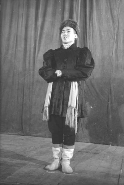 Представитель народов Севера в национальной одежде, 1950-е