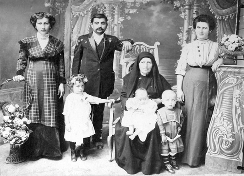 Семья Кефалиди - Харламповы, 1917 - 1923, г. Геленджик