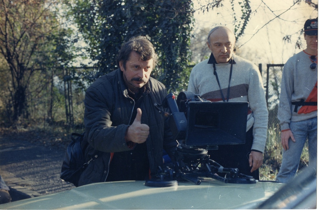 Режиссер Александр Косарев во время съемок фильма «Заложники "Дьявола"», 1993 год. 