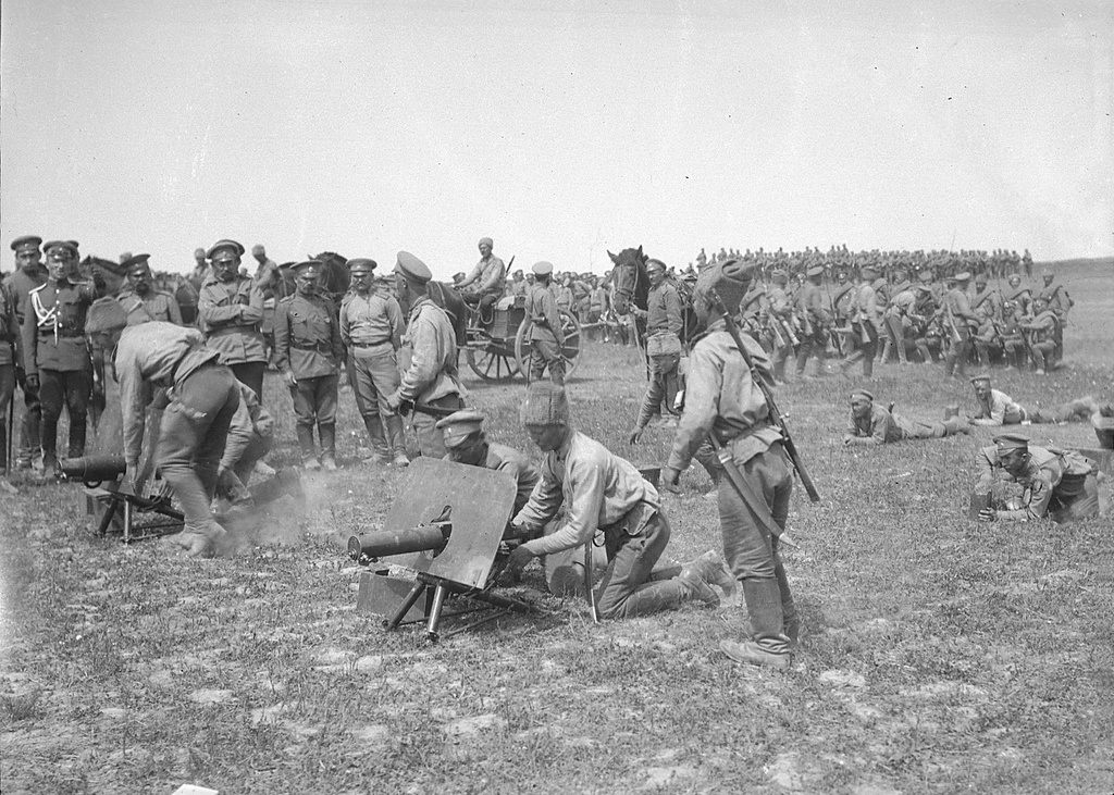 1915 год. Русские войска 1915. Царская армия 1915 года. 1915 Год первая мировая. Армия России 1915.