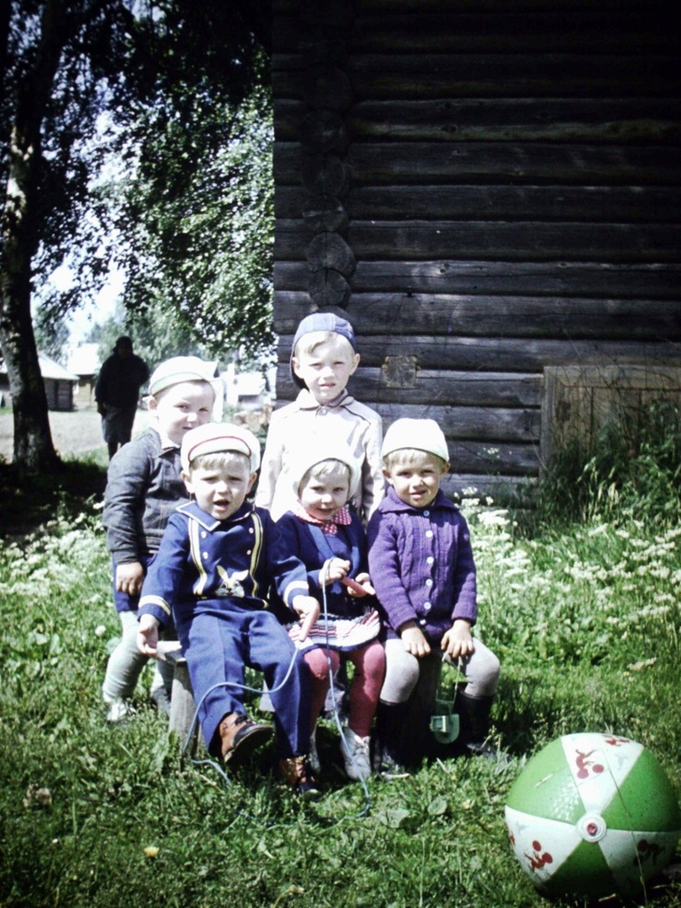 «Детский сад», 1977 год, Калининская обл., Бежецкий р-н, дер. Чудинково. Выставка «Родом из Чудинково» с этой фотографией.&nbsp;