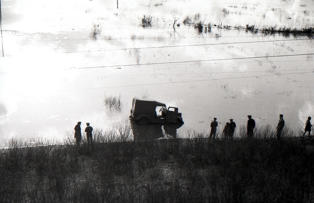 Разлив реки Дон, 1962 год, Воронежская обл., г. Лиски. Фотография из архива Олега Тарасенко.Выставка «Курская и Воронежская» с этой фотографией.