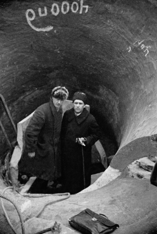 Из серии «Колокола. Сергиев Посад», 1930 год, Московская обл., г. Загорск. Ныне Сергиев Посад.