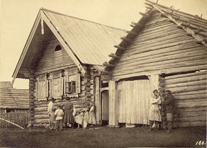 Крестьянская изба в Колпине, 1860-е, Санкт-Петербургская губ., слобода Колпино. Русские.Выставки&nbsp;«В фотообъективе Кунсткамеры: повседневность» и «Освобожденные крестьяне» с этой фотографией.