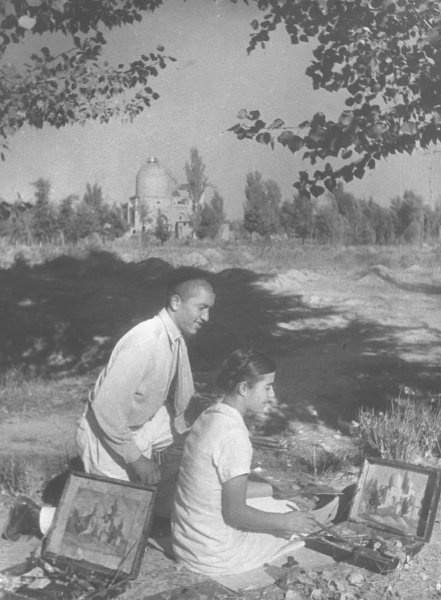 Художница Хазанова, 1940 год, Узбекская ССР