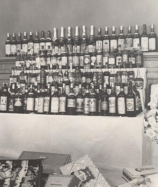 Вина, 1940 - 1959. Выставка «In vino / pivo / vodka veritas...» с этой фотографией.&nbsp;