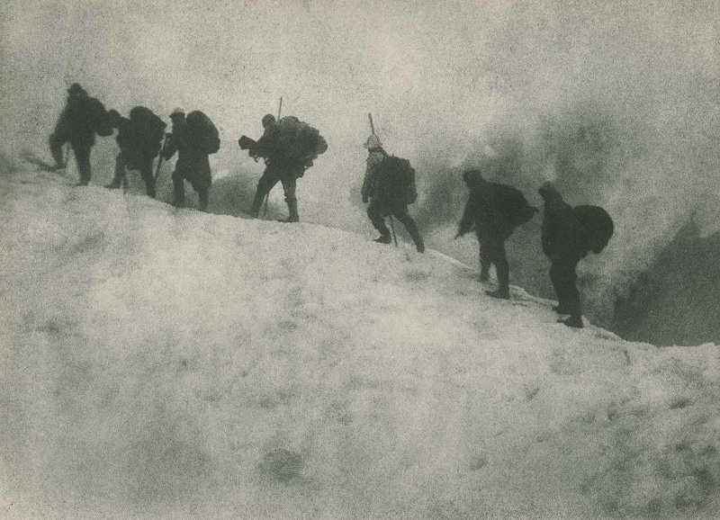 Без названия, 1929 год, Тянь-Шань. Выставка «Горы, "ФЭД", Шиманский» с этой фотографией.
