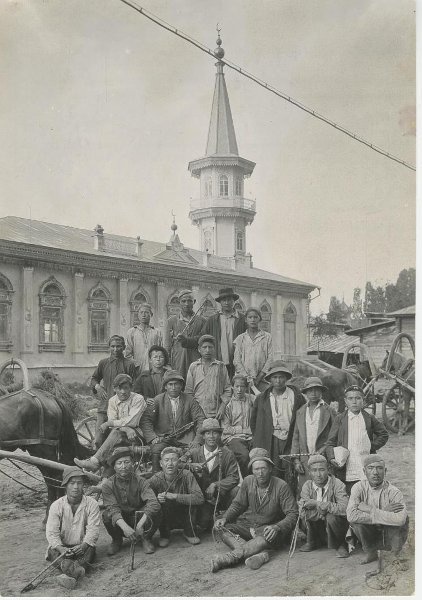 Татарская мечеть и медресе «Исхакия», 1929 год, Казахская АССР, г. Алма-Ата. Выставка «Хроники Алма-Аты» с этой фотографией.