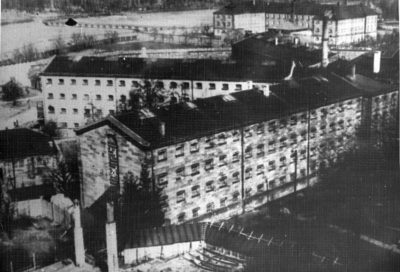 Тюрьма в городе Нюрнберге, где содержались военные преступники, 20 ноября 1945 - 1 октября 1946, Германия, г. Нюрнберг. Выставка «Тюрьмы и заключенные» и видео&nbsp;«Нюрнбергский процесс» с этой фотографией.