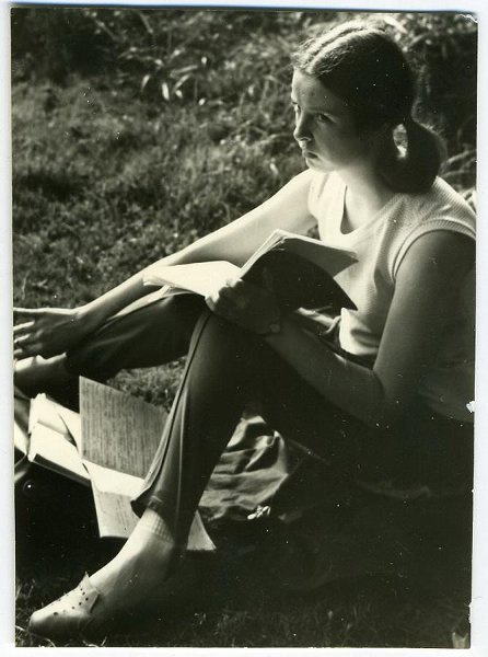 Перед экзаменами, 1970 год. Выставки&nbsp;«Учись, студент!», «Пора экзаменов» с этой фотографией.