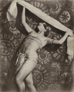 Восточный танец, 1926 год
