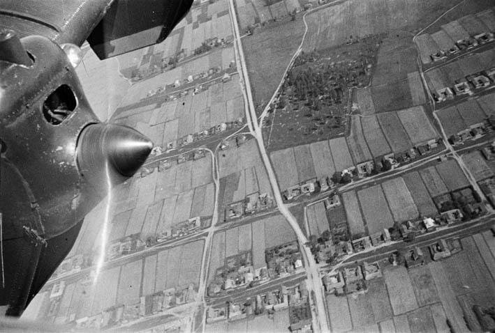 Мотор, 1937 год. Выставка «Сверху вид лучше», видеовыставки:&nbsp;«Михаил Громов»,&nbsp;«Как Водопьянов в 1941 Берлин бомбил» с этой фотографией.