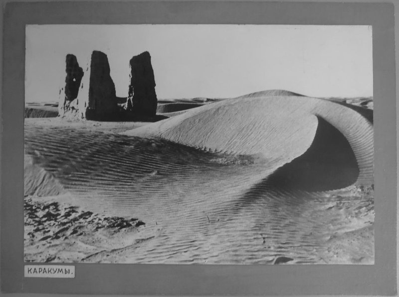Каракумы, 1970-е, Туркменская ССР. Выставка «В пустыне» с этой фотографией.