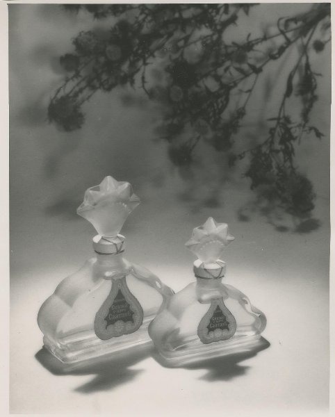 Без названия, 1955 - 1960. Выставка «Объекты, детали, фактуры. Фотографии Александра Хлебникова» с этой фотографией.