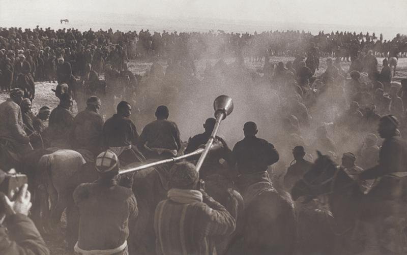 Народный праздник, 1930-е, Узбекская ССР, г. Ташкент. Выставка «Фотограф Макс Пенсон» с этим снимком.&nbsp;&nbsp;
