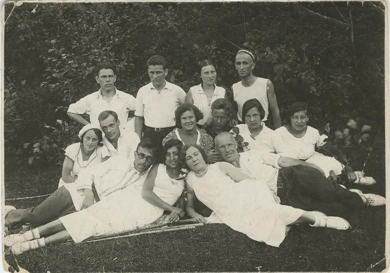 Групповой портрет, 22 июля 1935, Московская обл., станция Полушкино