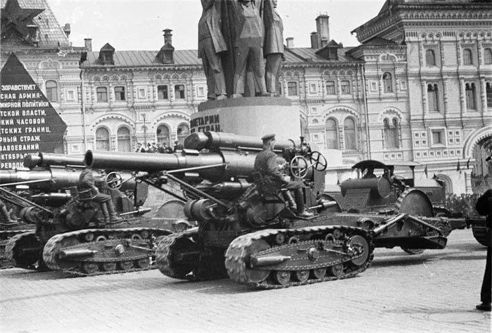 Парад военной техники на Красной площади, 1 мая 1940, г. Москва