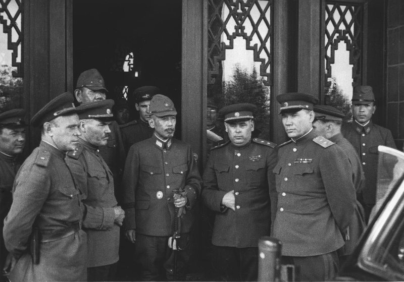 Арест командующего Квантунской армией генерала Отодзо Ямады, сентябрь 1945, г. Чанчунь. Выставка «Под арестом» с этой фотографией.