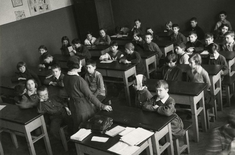 Занятия в школе, 1933 - 1937