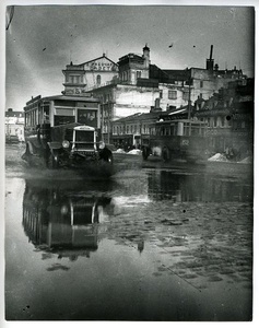 Охотный ряд, 1928 год, г. Москва. Выставки&nbsp;«15 лучших фотографий Сергея Коршунова» и «Московский автобус» с этой фотографией.