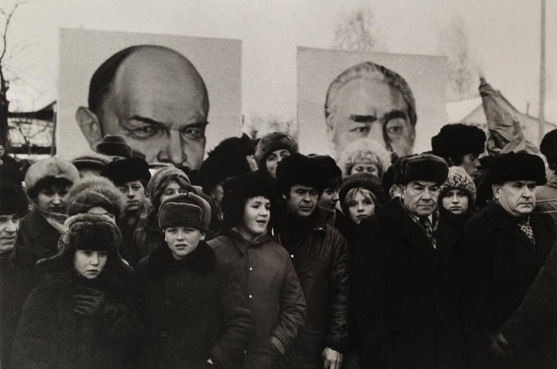 На митинге, 1981 год, Московская обл.. Выставка «Пацаны» с этой фотографией.