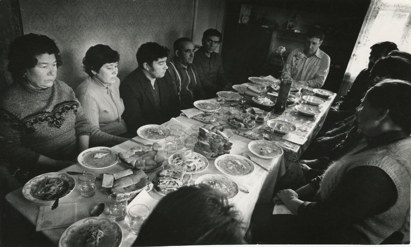Печальное событие, 1988 год, Челябинская обл., г. Миасс. Выставка «СССР в 1988 году» с этой фотографией.
